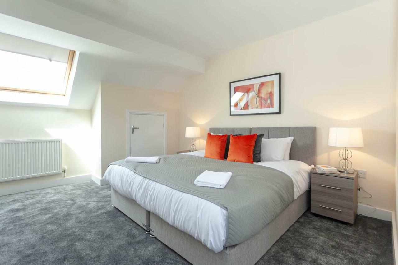 4 Bed Home, Driveway Parking Ideally Located In Latchford, Warrington - Executive St Marys House 外观 照片